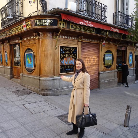 Madrid Tourist Guides private walking tours